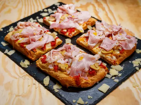 Prosciutto e Funghi (blat Scrocchiarella) - 598g
