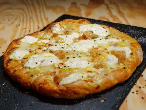 Quattro Formaggi Tonda (blat Scrocchiarella)